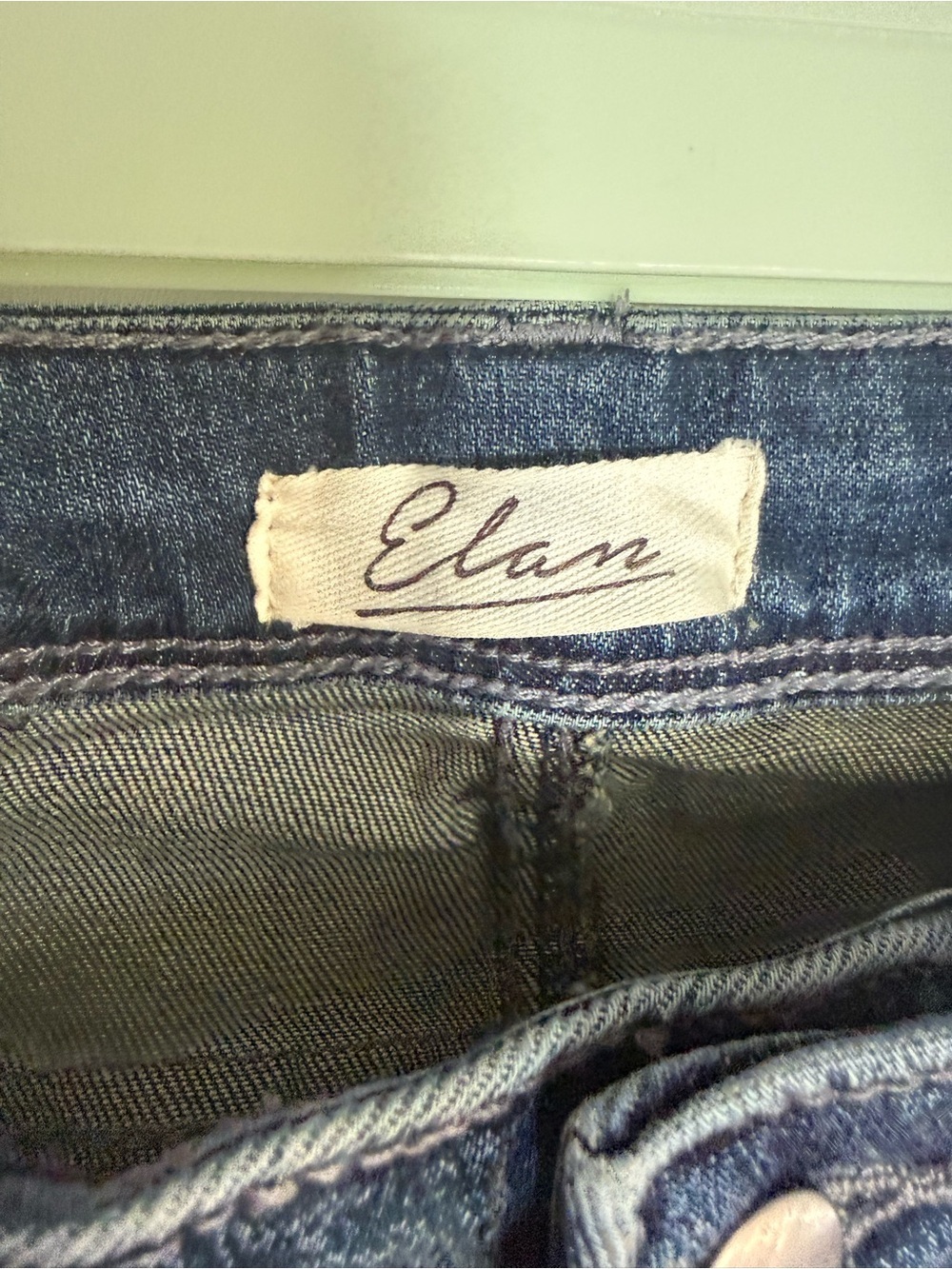 Elan distressed jeans • Women’s medium - Picture 2 of 7